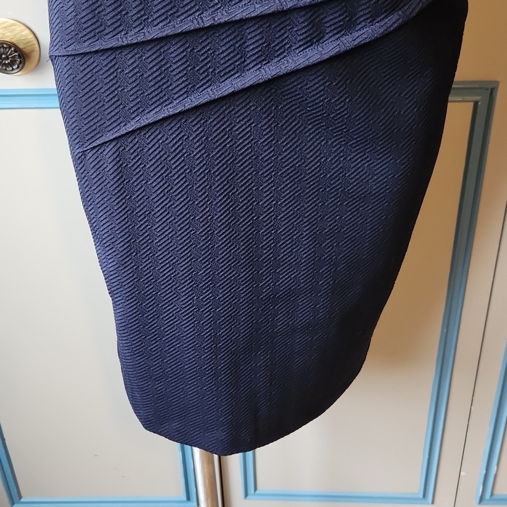 Carmen Marc Valvo Navy Dress - Picture 5 of 12